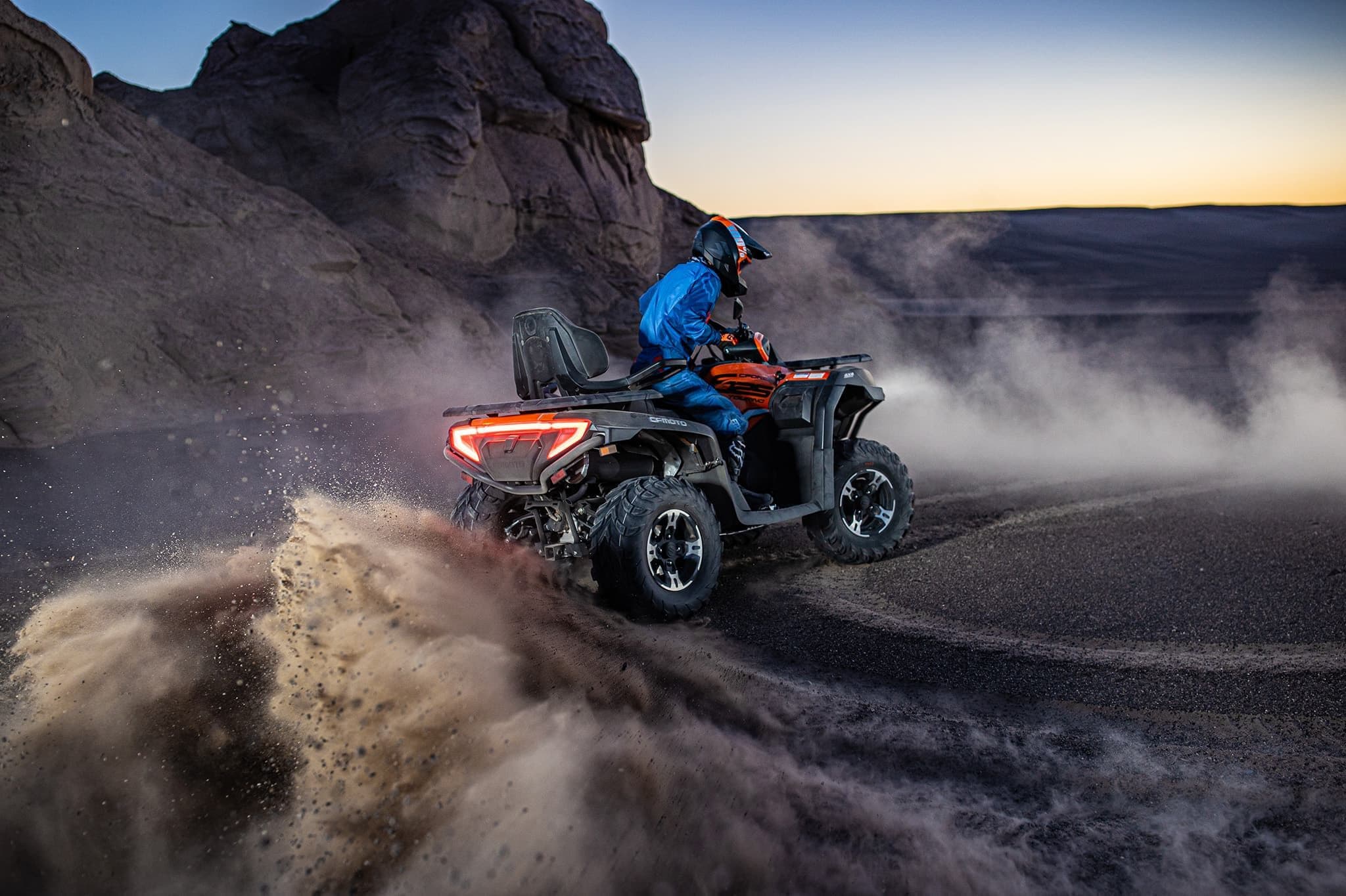 性能彰显，越野风范