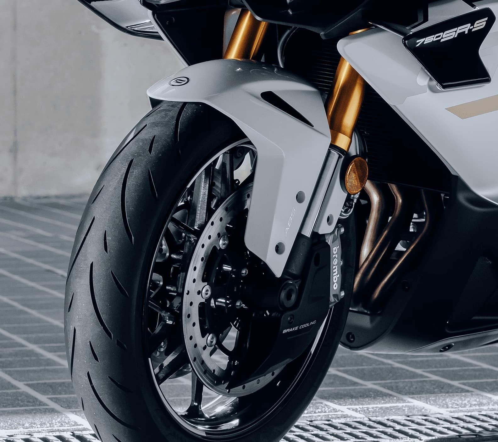 可调减震，驾驭恰到好处