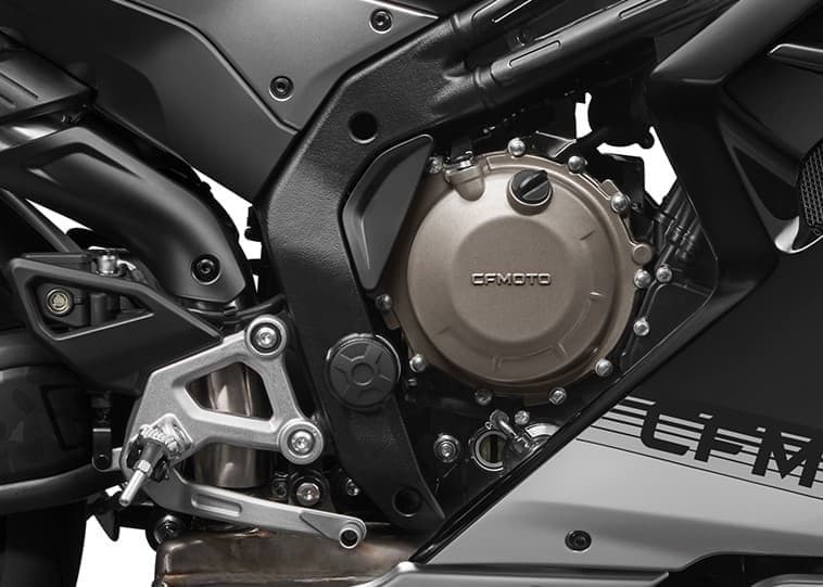 极速200+，全段满膛火力